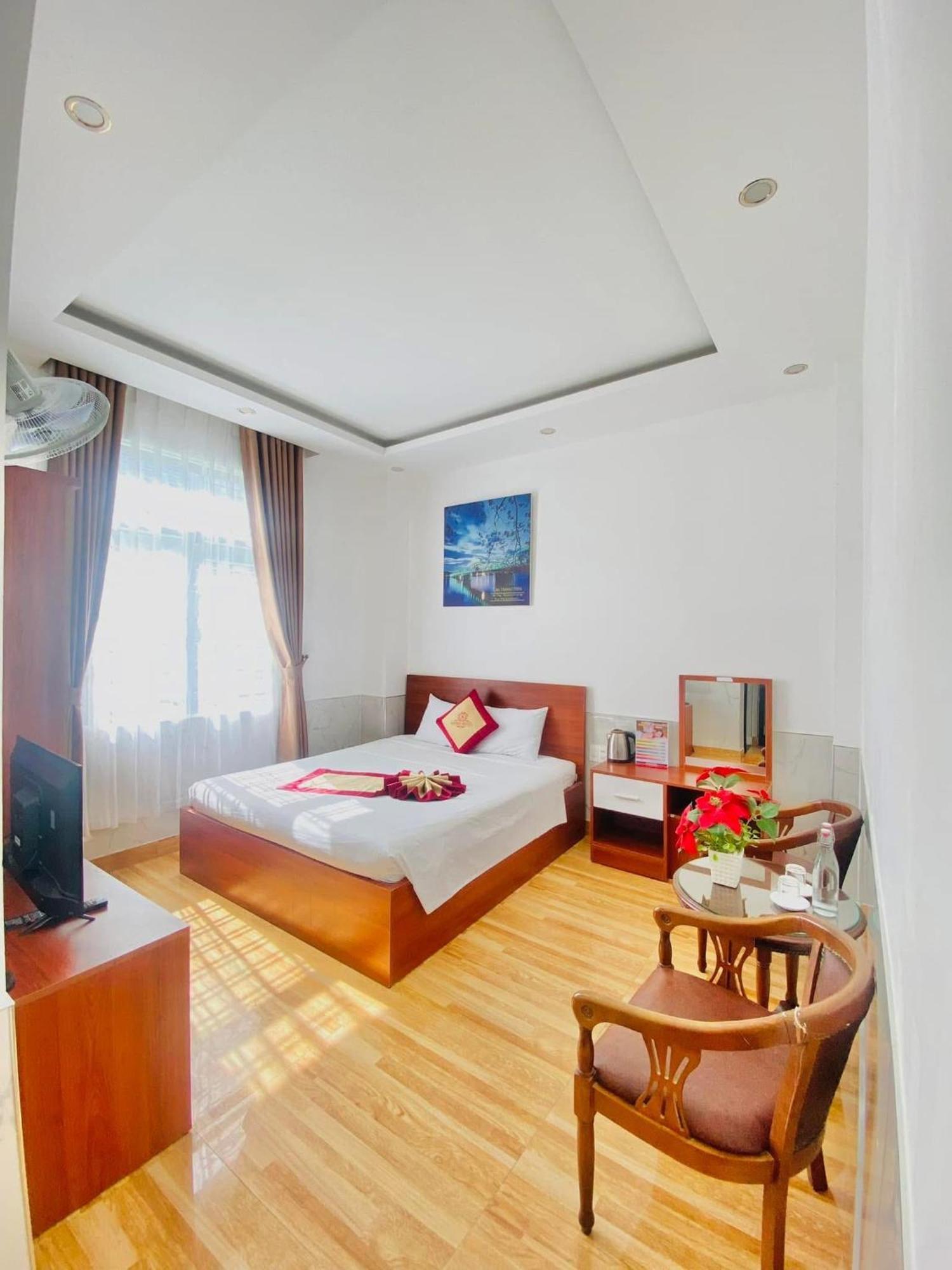 Sapphire Hotel هوي المظهر الخارجي الصورة